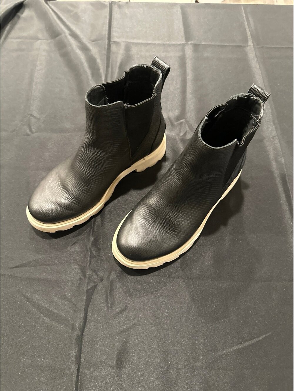 Sorel Boots Black Size 8.5